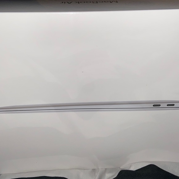 Brand new MacBook Air 13-inch never opened! With Apple M1 chip.